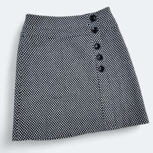 Talbots Black and White Patterned Wool Skirt Size 6 Button Accents